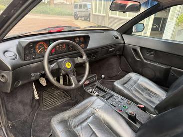 Ferrari Mondial 3.2 — photo 43