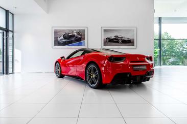 Ferrari 488 GTB — photo 38