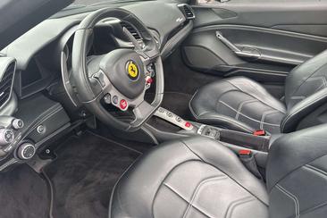Ferrari 488 GTB — photo 14