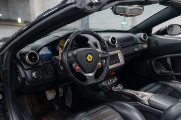 Ferrari California — photo 13