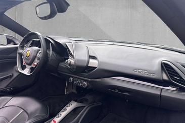 Ferrari 488 GTB — photo 18