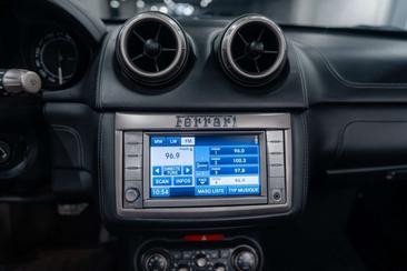 Ferrari California — photo 17