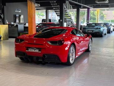 Ferrari 488 GTB — photo 7