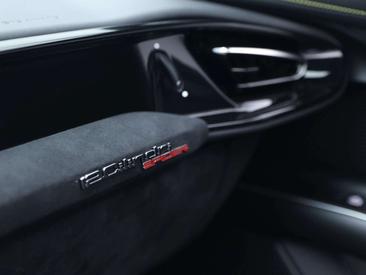 Ferrari 12Cilindri Spider — photo 18