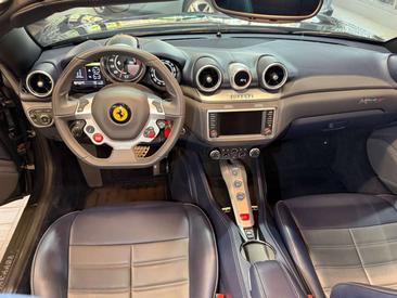 Ferrari California T — photo 12