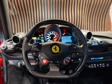 Ferrari F8 Tributo — photo 6