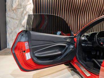 Ferrari F8 Tributo — photo 7