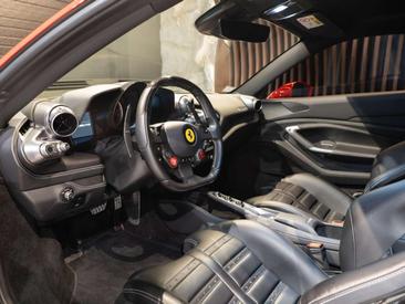 Ferrari F8 Tributo — photo 10