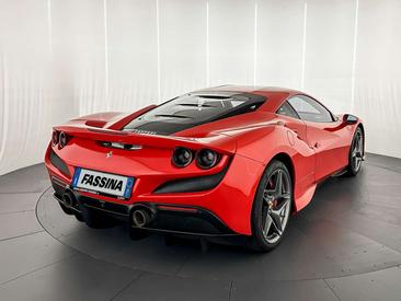 Ferrari F8 Tributo — photo 6