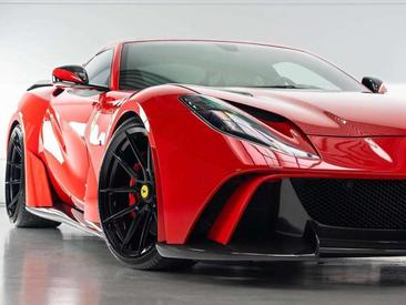 Ferrari 812 Superfast — photo 21