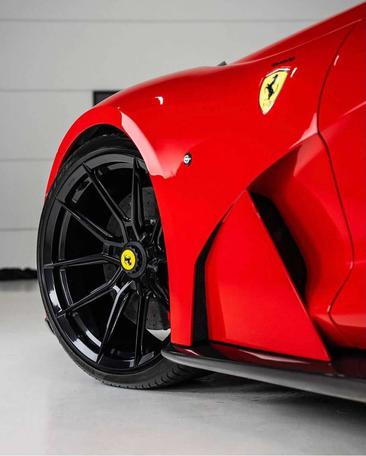 Ferrari 812 Superfast — photo 24