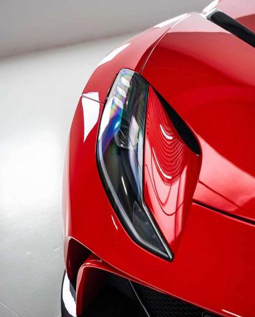 Ferrari 812 Superfast — photo 25