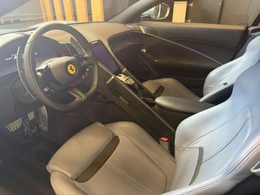Ferrari Roma Spider — photo 17