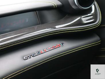 Ferrari GTC4Lusso T — photo 22