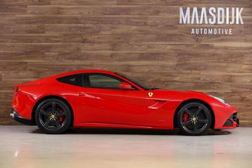 Ferrari F12 Berlinetta — photo 5