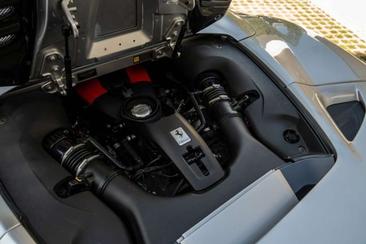 Ferrari F8 Spider — photo 18