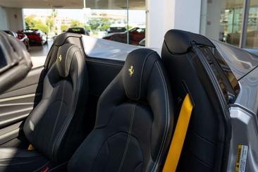 Ferrari F8 Spider — photo 27
