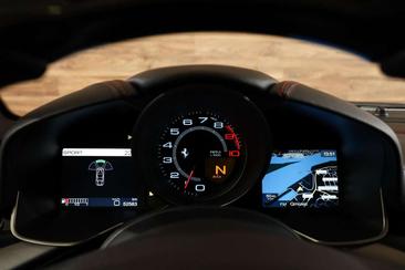 Ferrari F12 Berlinetta — photo 24