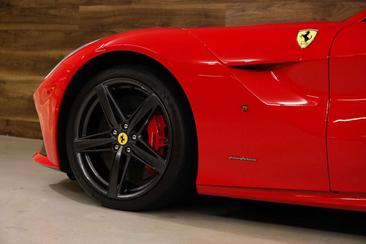 Ferrari F12 Berlinetta — photo 29