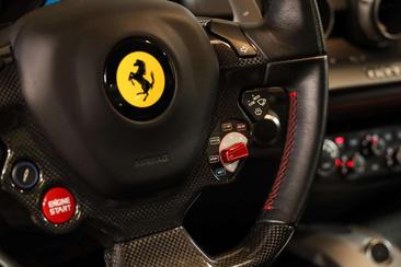Ferrari F12 Berlinetta — photo 34