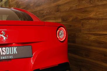 Ferrari F12 Berlinetta — photo 35