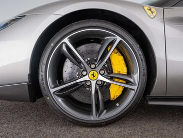Ferrari 296 GTB — photo 2