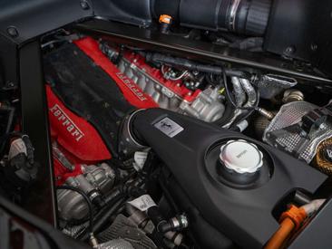 Ferrari SF90 Stradale — photo 10