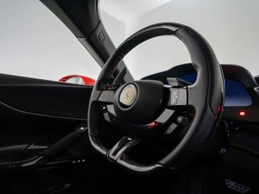 Ferrari SF90 Stradale — photo 27
