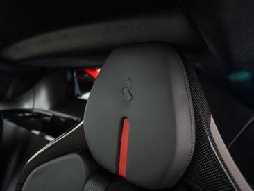 Ferrari SF90 Stradale — photo 30