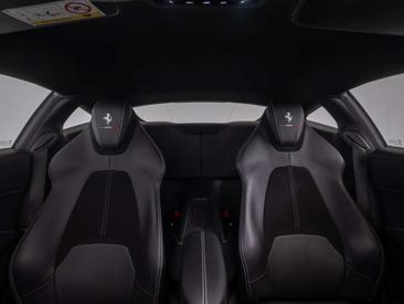 Ferrari Roma — photo 10