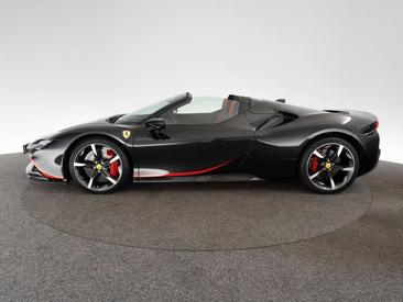 Ferrari SF90 Spider — photo 5