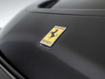 Ferrari SF90 Spider — photo 11
