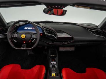 Ferrari SF90 Spider — photo 24