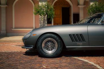 Ferrari 275 GTB — photo 11