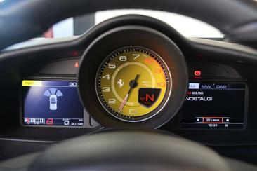 Ferrari 488 GTB — photo 18