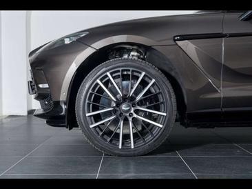 Aston Martin DBX 707 — photo 9