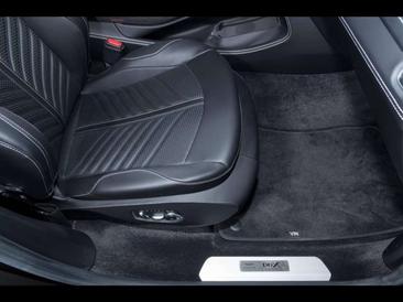 Aston Martin DBX 707 — photo 17