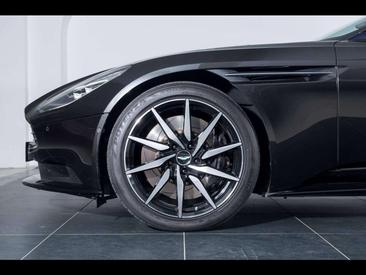 Aston Martin DB11 AMR — photo 18