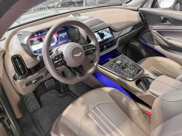 Aston Martin DBX 707 — photo 3
