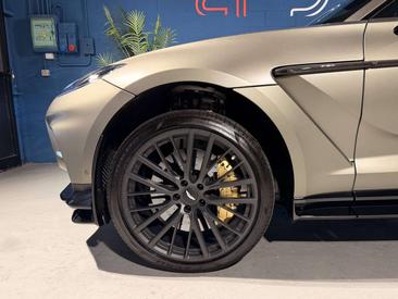 Aston Martin DBX 707 — photo 4