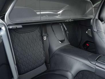 Aston Martin DB12 V8 — photo 18