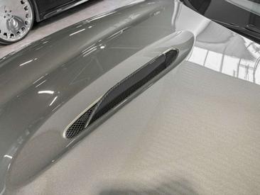 Aston Martin DBX 707 — photo 16