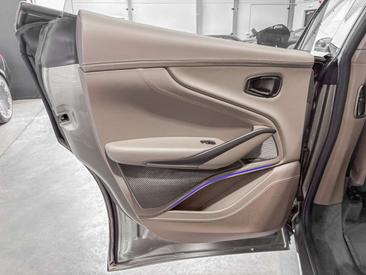 Aston Martin DBX 707 — photo 20