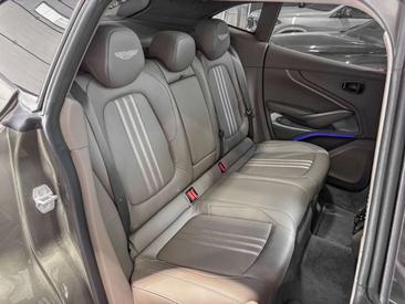 Aston Martin DBX 707 — photo 23