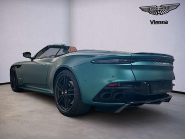 Aston Martin DBS Superleggera V12 — photo 4