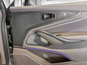 Aston Martin DBX 707 — photo 26