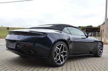 Aston Martin DB11 V8 — photo 6