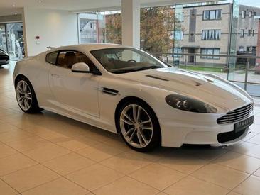 Aston Martin DBS V12 — photo 2