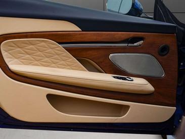 Aston Martin DB12 V8 — photo 27
