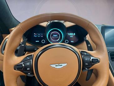 Aston Martin DBS Superleggera V12 — photo 12